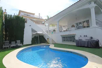 Villa en Riviera del Sol - M152122