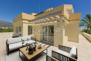 Apartment in Nueva Andalucía - M196135