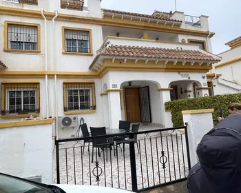 Villa en Torrevieja - M261767