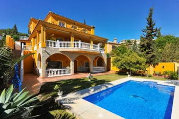 Villa in Mijas Costa - M113715