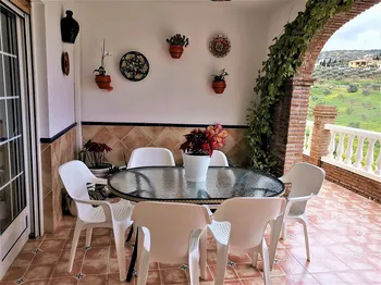 Villa en Alcaucín - M160434