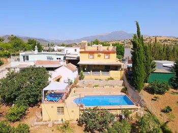 Finca / Country Home in Coín - M168739