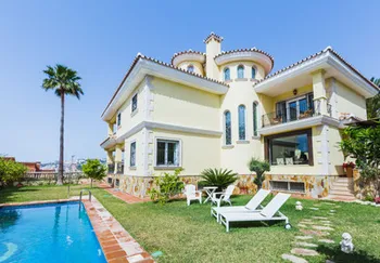 Villa in Málaga Este - M172417