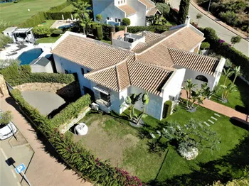 Villa in Cerros del Aguila - M175478
