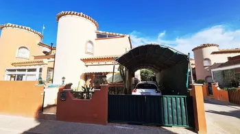 Villa in Playa Flamenca - M177667