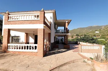 Villa en Alcaucín - M177756