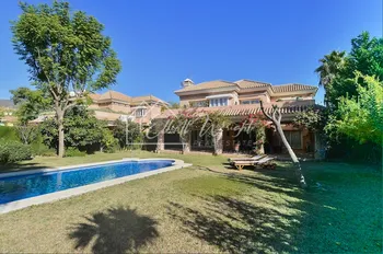 Villa in Nueva Andalucía - M195594