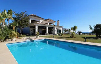 Villa in Santa Clara - M197878