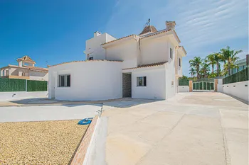 Villa in La Nucia - M207933