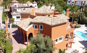 Villa in Los Arqueros - M223679