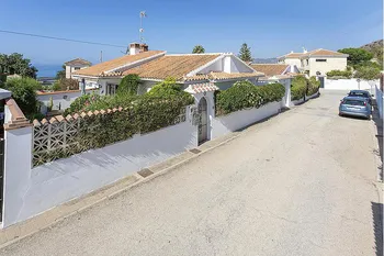 Villa in Málaga Este - M227952