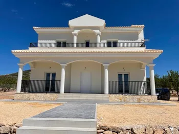 Villa in Pinoso/El Pinós - M236754