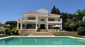 Villa in Hacienda Las Chapas - M238727