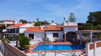 Villa en Caleta de Vélez - M262263
