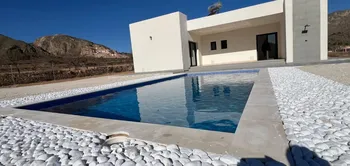 Villa en Hondón de las Nieves - M264635