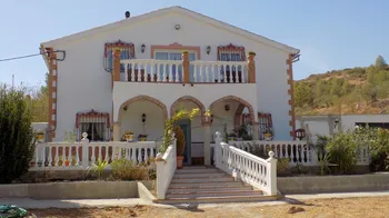 Finca / Propiedad rural in El Burgo - M269263