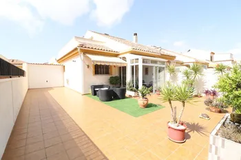 Townhouse in Pilar de la Horadada - M270890