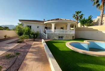 Villa in Hondón de las Nieves - M271367