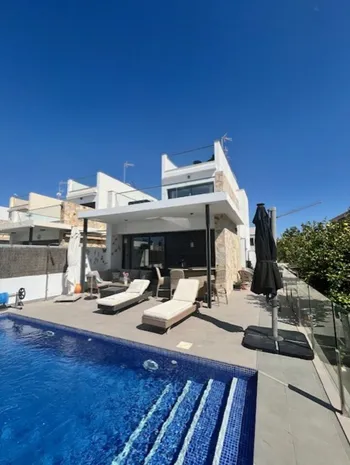 Villa en Cabo Roig - M271659