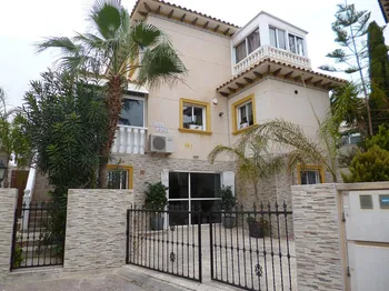 Villa in Playa Flamenca - M271717