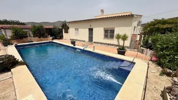 Villa en Hondón de las Nieves - M273423