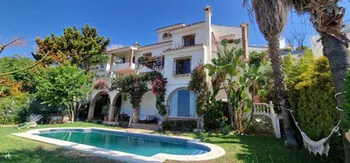 Villa in Málaga Este - M274753