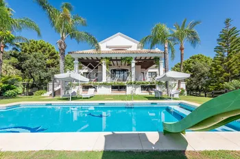 Villa in La Zagaleta - M275070