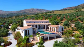 Villa in Alcaucín - M276327