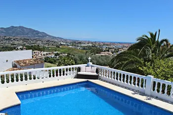 Villa in Cerros del Aguila - M281055