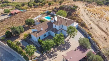 Country Home in Mijas Costa - M281930