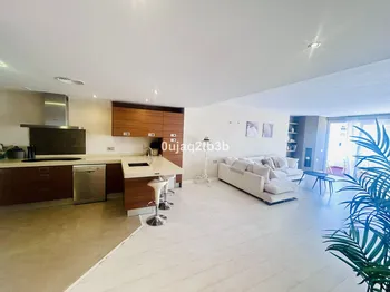 Apartment in Puerto Banús - M282310