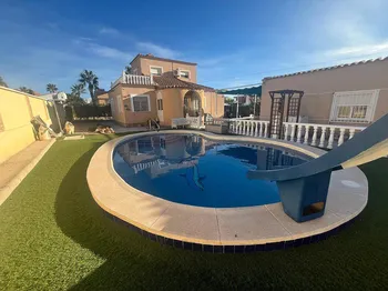 Villa en Torrevieja - M286241