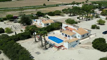 Villa en Catral - M286356