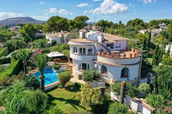 Villa en Javea - M287017