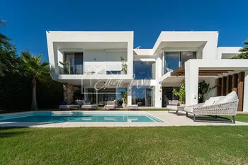 Villa in Marbella - M287365