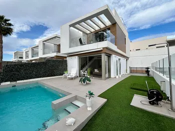 Villa en Villamartin - M289790