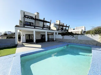 Villa pareada en Estepona - M290861