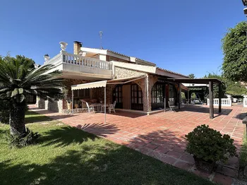 Villa in Elche - M293851