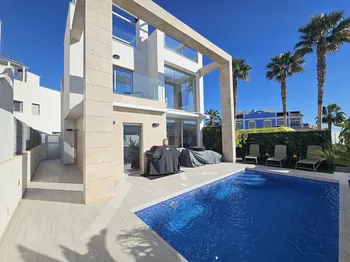 Villa en Cabo Roig - M293897