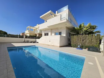 Villa in La Zenia - M293941