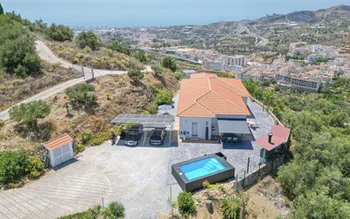 Villa in Torrox - M294994