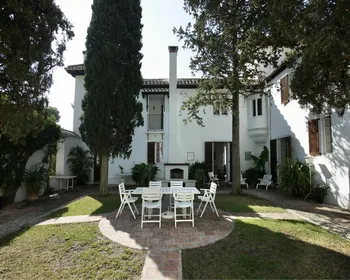 Villa in Málaga - M086275
