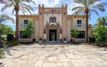Villa in Marbella - M087090