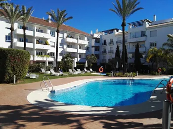 Apartment in Nueva Andalucía - M087465
